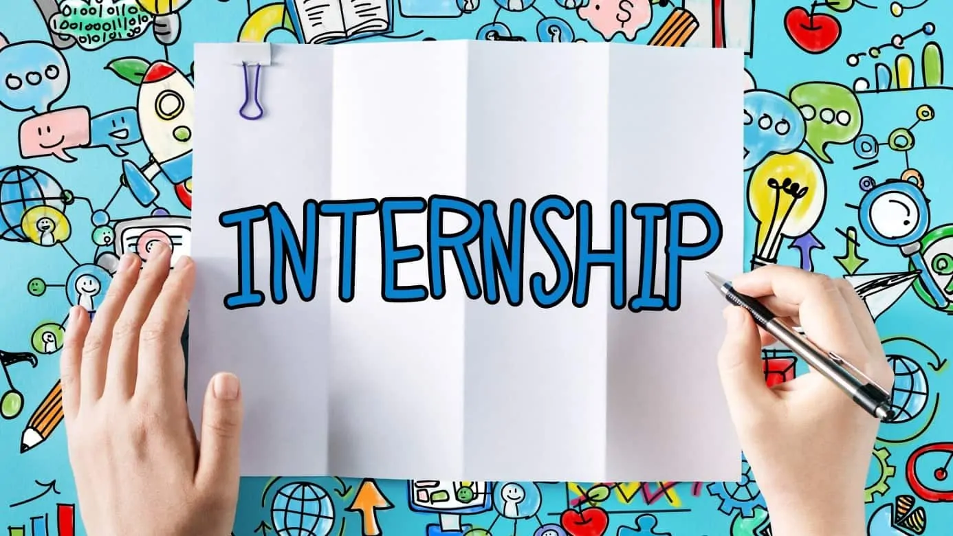 Internship-AdobeStock_141701496-small-crop